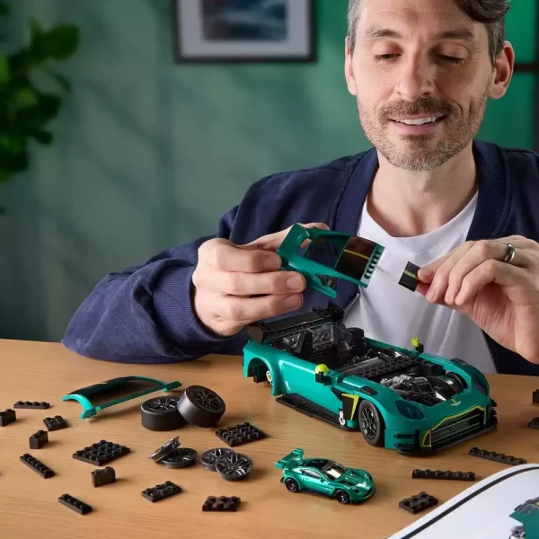 hot-wheels-elite-mattel-brick-shop-building-set-1-16-24-aston-martin-vantage-gt3-1785407838-6 hot-wheels-elite-mattel-brick-shop-building-set-1-16-24-aston-martin-vantage-gt3-1785407838-6