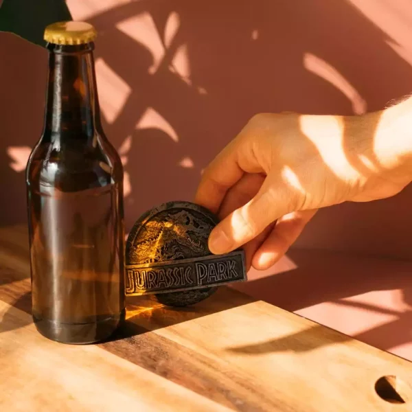 jurassic-park-magnet-with-bottle-opener-8-cm-1784857416-3