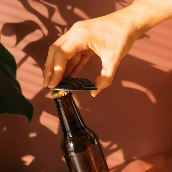 jurassic-park-magnet-with-bottle-opener-8-cm-1784857418-5