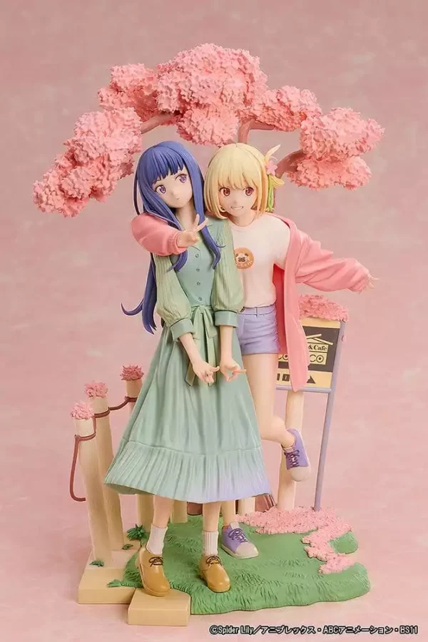 lycoris-recoil-pvc-figures-2-pack-chisato-nishikigi-takina-inoue-spring-ver-25-cm-1784847694-2