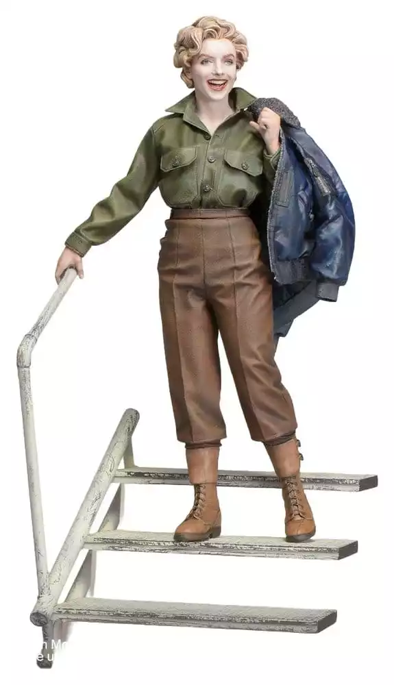 marilyn-monroe-plastic-model-kit-1-8-reproduction-26-cm-1784894963-0 marilyn-monroe-plastic-model-kit-1-8-reproduction-26-cm-1784894963-0