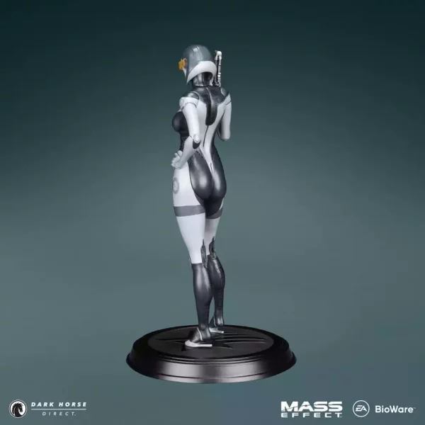 mass-effect-pvc-figure-edi-22-cm-1784850919-3