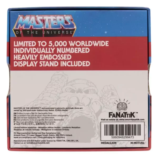 masters-of-the-universe-medallion-he-man-vs-skeletor-limited-edition-1784855198-3