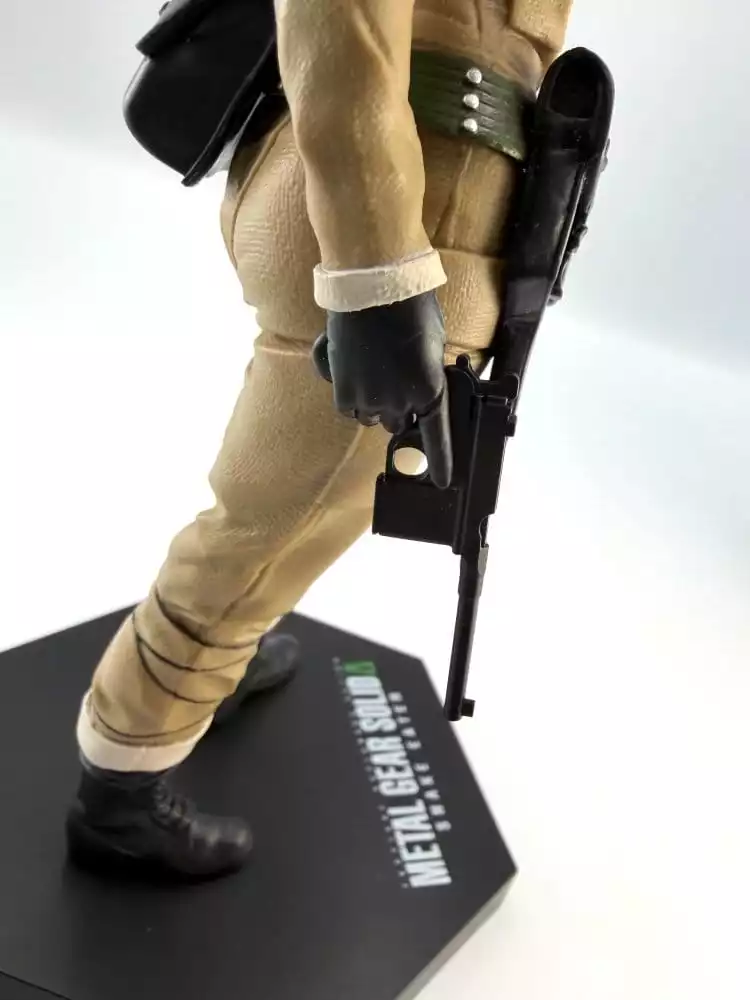 metal-gear-solid-delta-snake-eater-pvc-figure-eva-20-cm-1784868056-3