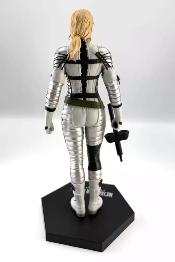 metal-gear-solid-delta-snake-eater-pvc-figure-the-boss-20-cm-1784868051-4 metal-gear-solid-delta-snake-eater-pvc-figure-the-boss-20-cm-1784868051-4