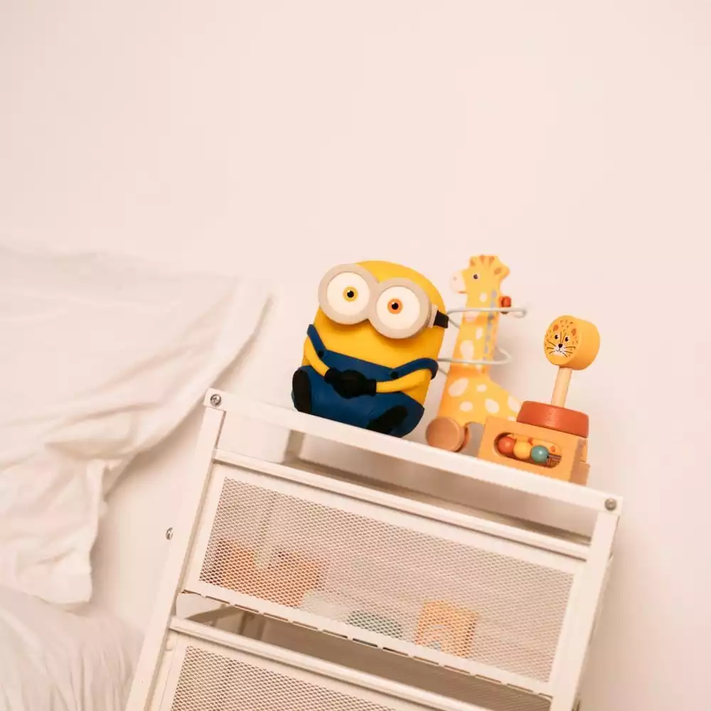 minions-squishy-lamp-1784857695-4