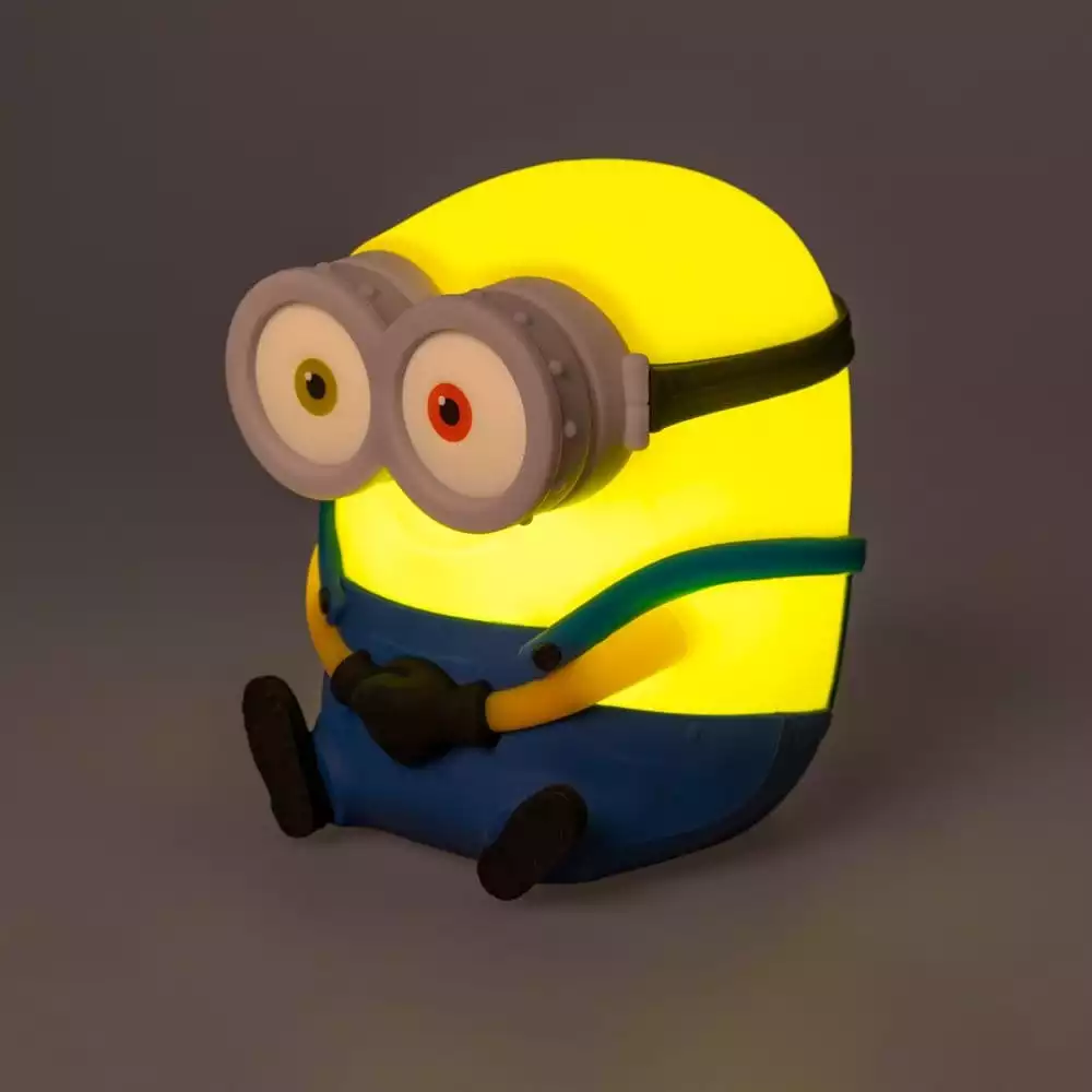 minions-squishy-lamp-1784857701-10