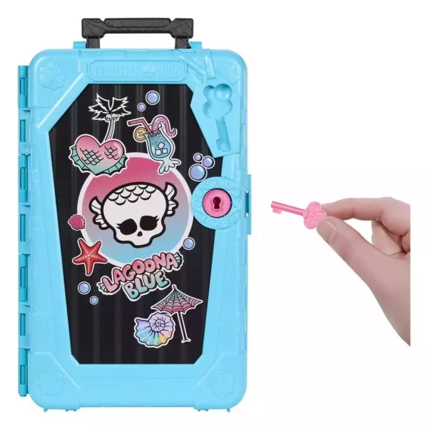 monster-high-skulltimate-secrets-doll-destination-gore-geous-oasis-lagoona-blue-1784870960-1