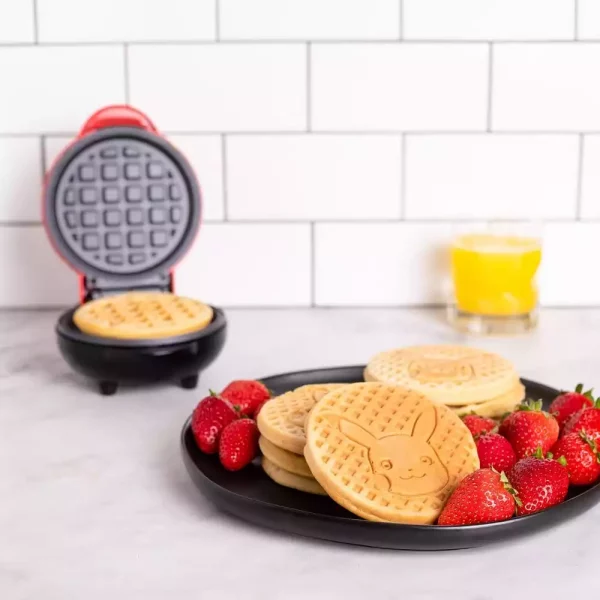 pokemon-mini-waffle-maker-pikachu-1784870851-2