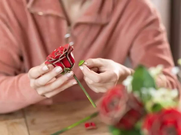 revell-flowers-wooden-flowers-dream-of-roses-22-cm-1784884564-9