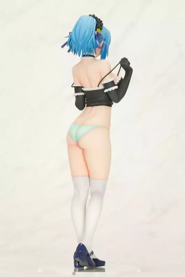 rosario-vampire-pvc-statue-1-7-kurumu-kurono-25-cm-1784880471-5