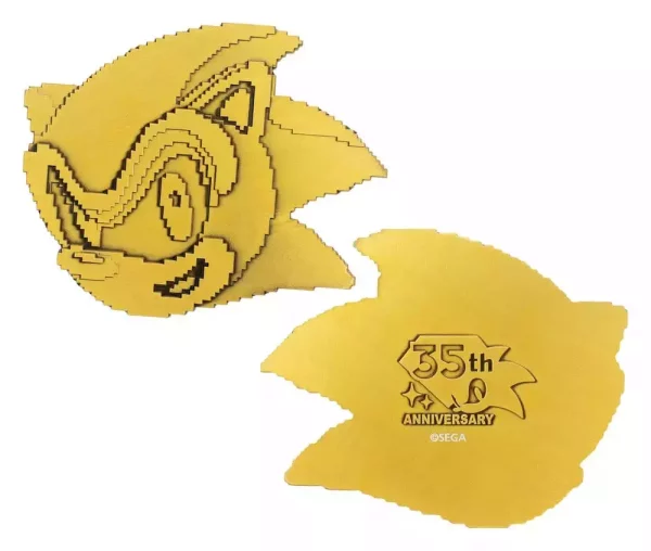 sonic-the-hedgehog-medallion-set-35th-anniversary-then-now-limited-edition-1785480171-6 sonic-the-hedgehog-medallion-set-35th-anniversary-then-now-limited-edition-1785480171-6