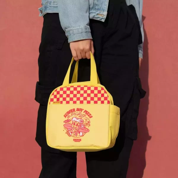 stranger-things-lunch-bag-1784857242-3