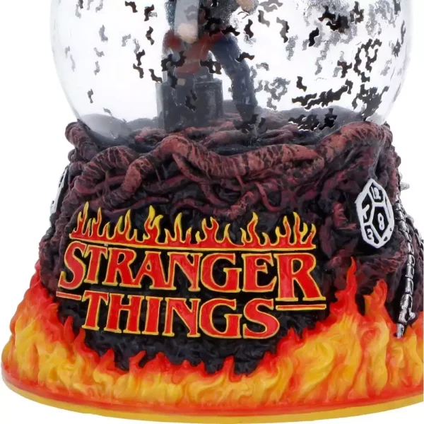 stranger-things-snow-globe-eddies-sacrifice-14-cm-1784879099-4