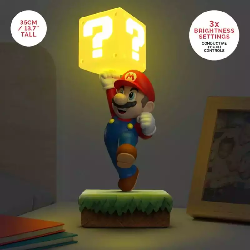 super-mario-diorama-light-mario-1784883462-0
