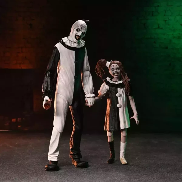 terrifier-2-2-pack-action-figures-ultimate-art-the-clown-little-pale-girl-18-cm-1784878239-15 terrifier-2-2-pack-action-figures-ultimate-art-the-clown-little-pale-girl-18-cm-1784878239-15