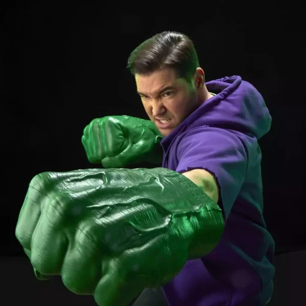 the-incredible-hulk-marvel-legends-premium-roleplay-fists-1784861439-12