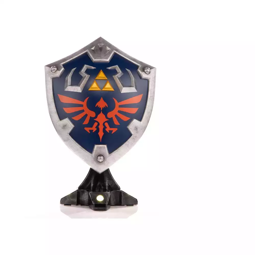 the-legend-of-zelda-breath-of-the-wild-pvc-statue-hylian-shield-collectors-edition-29-cm-1784852095-0