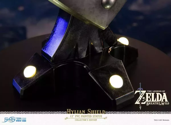 the-legend-of-zelda-breath-of-the-wild-pvc-statue-hylian-shield-collectors-edition-29-cm-1784852102-7 the-legend-of-zelda-breath-of-the-wild-pvc-statue-hylian-shield-collectors-edition-29-cm-1784852102-7