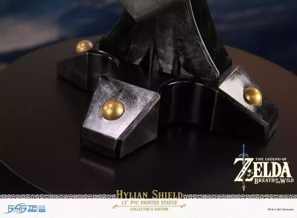 the-legend-of-zelda-breath-of-the-wild-pvc-statue-hylian-shield-collectors-edition-29-cm-1784852111-15 the-legend-of-zelda-breath-of-the-wild-pvc-statue-hylian-shield-collectors-edition-29-cm-1784852111-15