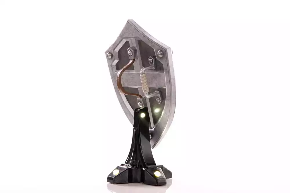 the-legend-of-zelda-breath-of-the-wild-pvc-statue-hylian-shield-collectors-edition-29-cm-1784852115-20