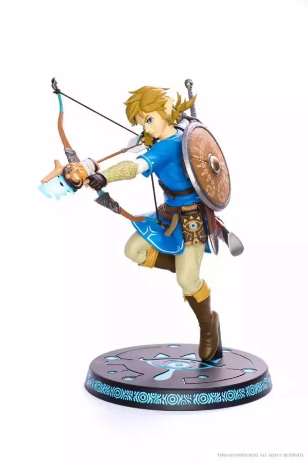 the-legend-of-zelda-breath-of-the-wild-pvc-statue-link-25-cm-1784852122-1 the-legend-of-zelda-breath-of-the-wild-pvc-statue-link-25-cm-1784852122-1