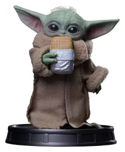 Statua Collezionabile The Mandalorian & Grogu: Grogu al Carretto degli Snack