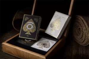 Theory 11 Set di Carte da Gioco Artisan Luxury Box