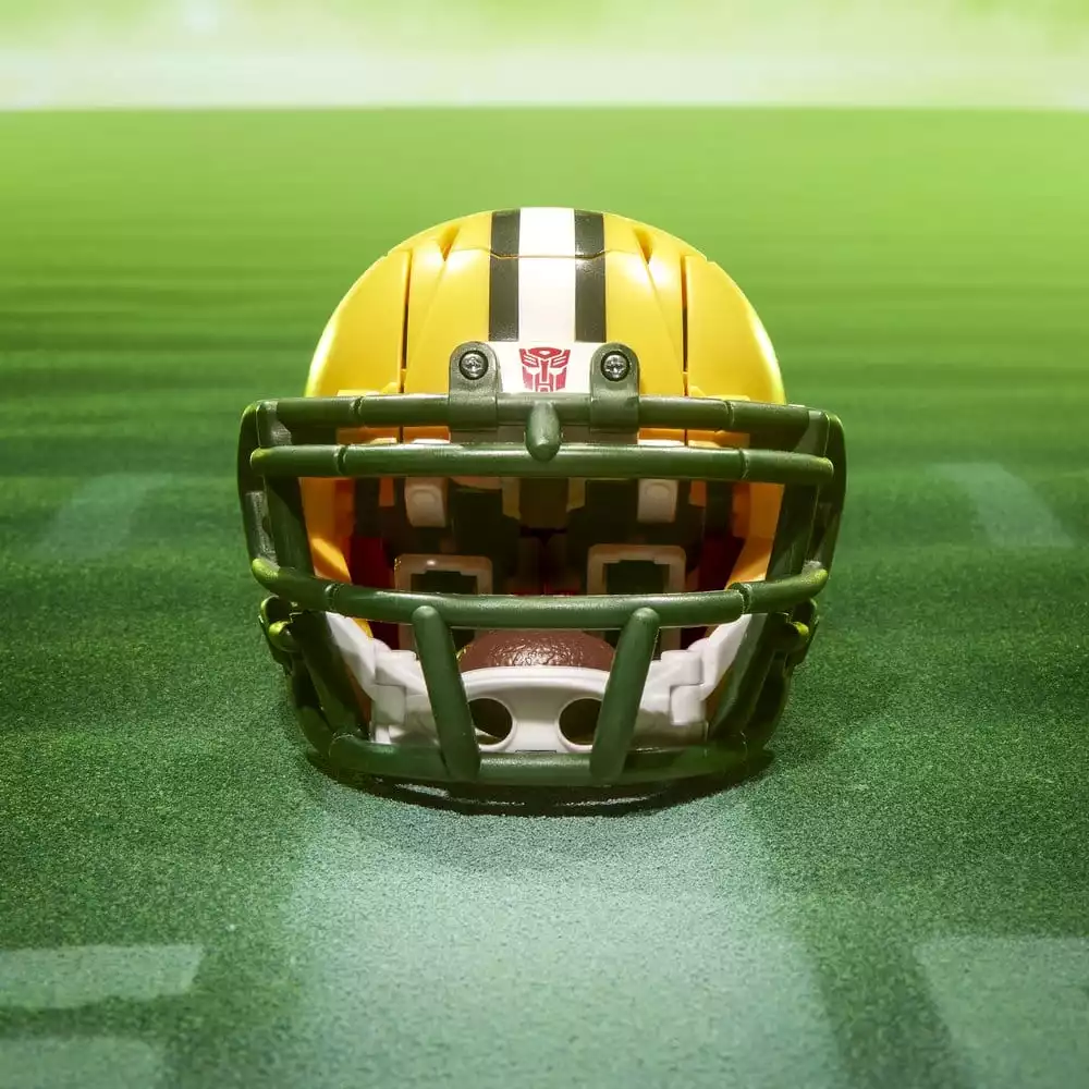 transformers-x-nfl-action-figure-green-bay-packers-tundra-prime-14-cm-1784862167-1