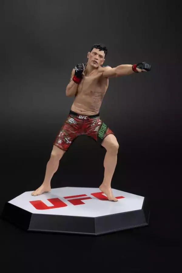 ufc-posed-pvc-statue-brandon-moreno-16-cm-1784872410-9 ufc-posed-pvc-statue-brandon-moreno-16-cm-1784872410-9