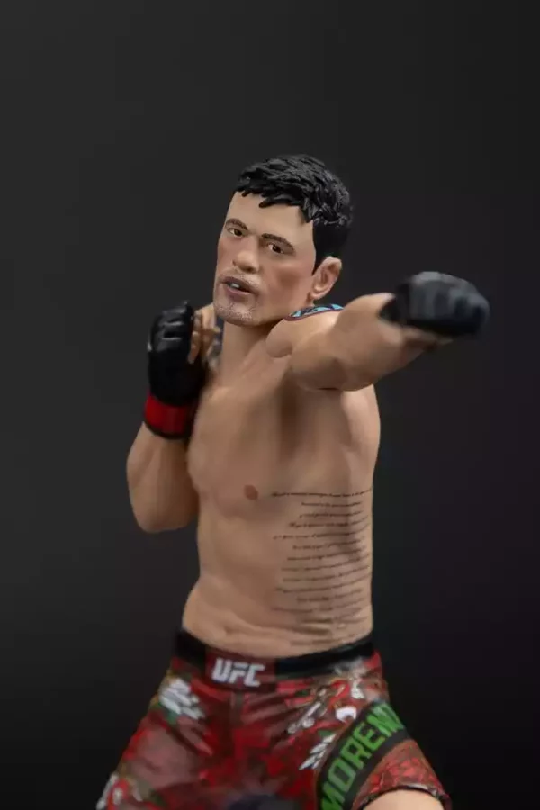 ufc-posed-pvc-statue-brandon-moreno-16-cm-1784872412-10 ufc-posed-pvc-statue-brandon-moreno-16-cm-1784872412-10