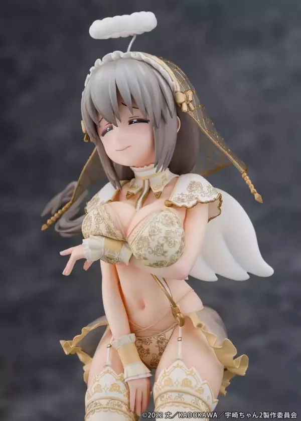 uzaki-chan-wants-to-hang-out-pvc-statue-1-7-tsuki-uzaki-angel-ver-19-cm-1784883741-3