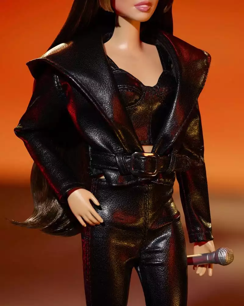 barbie-signature-doll-miley-cyrus-1786433879-12