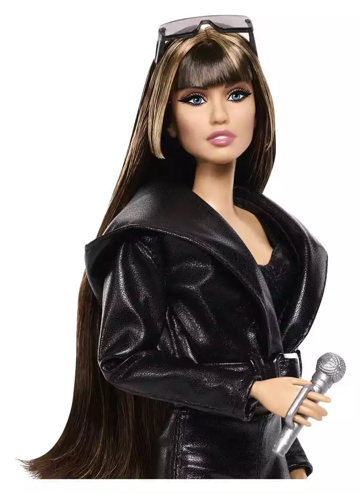barbie-signature-doll-miley-cyrus-1786433882-16