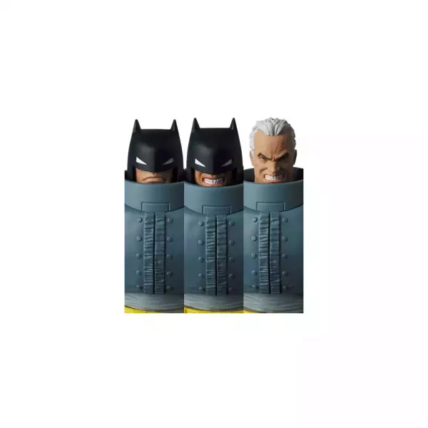 batman-mafex-action-figure-armored-batman-tdkr-16-cm-re-run-1788191890-6 batman-mafex-action-figure-armored-batman-tdkr-16-cm-re-run-1788191890-6
