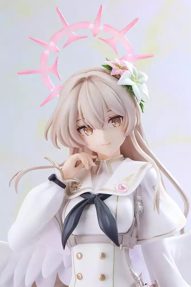 blue-archive-pvc-figure-1-7-nagisa-radiance-in-bloom-26-cm-1786448963-9