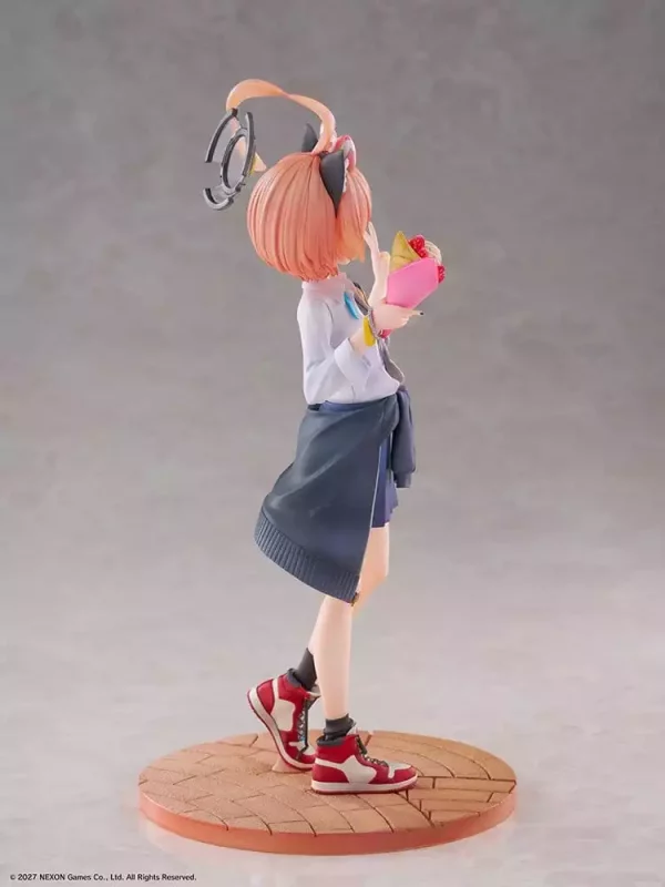blue-archive-pvc-figure-1-7-neru-school-memorial-lobby-ver-22-cm-1787643117-5