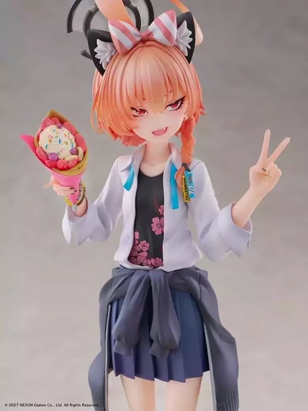 blue-archive-pvc-figure-1-7-neru-school-memorial-lobby-ver-22-cm-1787643122-11
