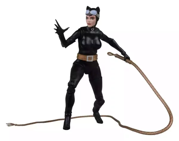 dc-multiverse-action-figure-catwoman-batman-hush-gold-label-17-cm-1787318509-1