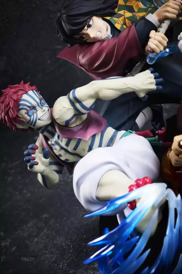 demon-slayer-kimetsu-no-yaiba-pvc-figure-tanjiro-kamado-giyu-tomioka-akaza-13-cm-1787897553-4