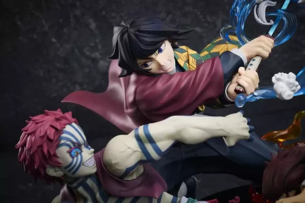 demon-slayer-kimetsu-no-yaiba-pvc-figure-tanjiro-kamado-giyu-tomioka-akaza-13-cm-1787897558-9