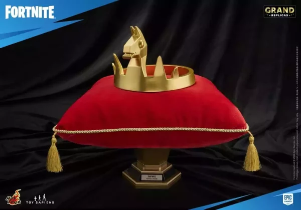 fortnite-grand-replicas-replica-1-1-victory-crown-1786643053-11