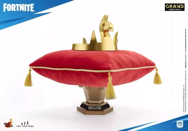 fortnite-grand-replicas-replica-1-1-victory-crown-1786643055-12