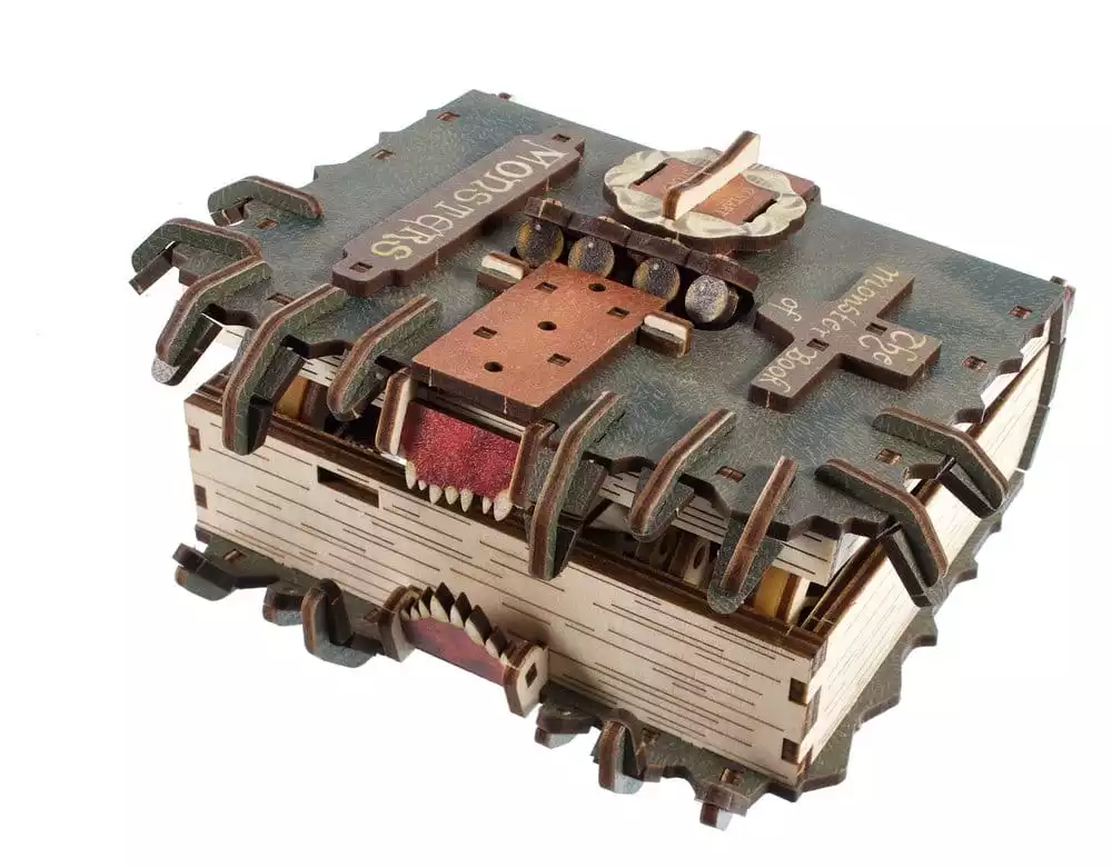 harry-potter-3d-wooden-puzzle-the-monster-book-of-monsters-1786085773-17