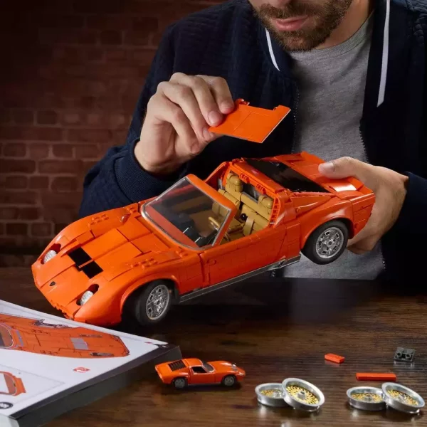 hot-wheels-premium-mattel-brick-shop-building-set-1-12-lamborghini-miura-p400-sv-1785564546-1 hot-wheels-premium-mattel-brick-shop-building-set-1-12-lamborghini-miura-p400-sv-1785564546-1