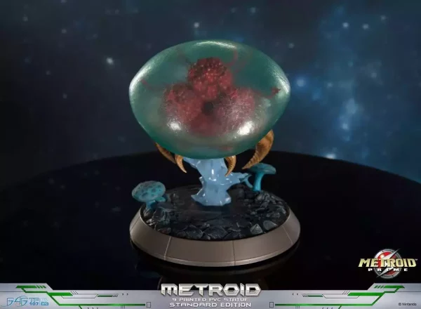 metroid-prime-pvc-figure-metroid-standard-glow-in-the-dark-21-cm-1787571228-9