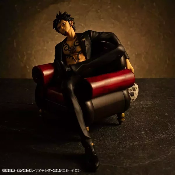 one-piece-portrait-of-pirates-s-o-c-pvc-figure-trafalgar-law-ver-r-1786084055-2