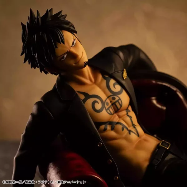 one-piece-portrait-of-pirates-s-o-c-pvc-figure-trafalgar-law-ver-r-1786084056-3