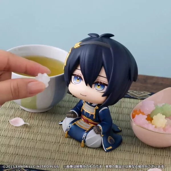 touken-ranbu-online-look-up-pvc-figure-munechika-mikazuki-11-cm-1786084291-2