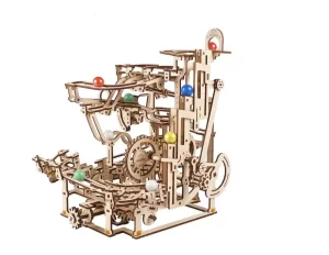 Ugears Monta Treno a Sbalzo: Puzzle di Legno 3D